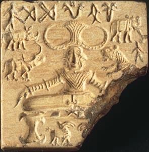 Ce sceau de la civilisation de l'Indus pourrait présenter le dieu Shiva entourer de 4 animaux dont l'éléphant pour indiquer un point cardinal.